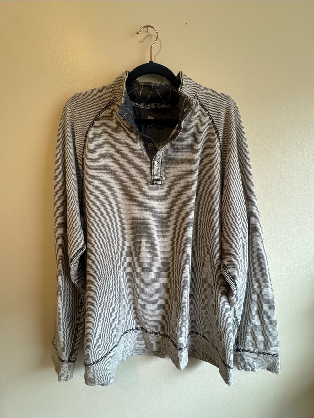 Tommy Bahama Men's Gray Button Neck Pullover Sweater
